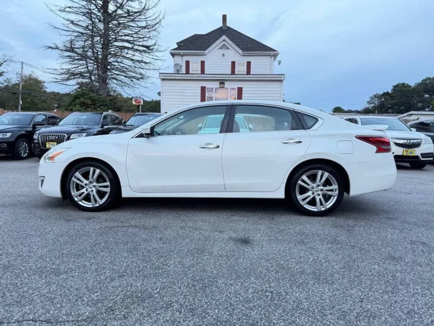 2013 Nissan Altima 3.5 SL photo 1