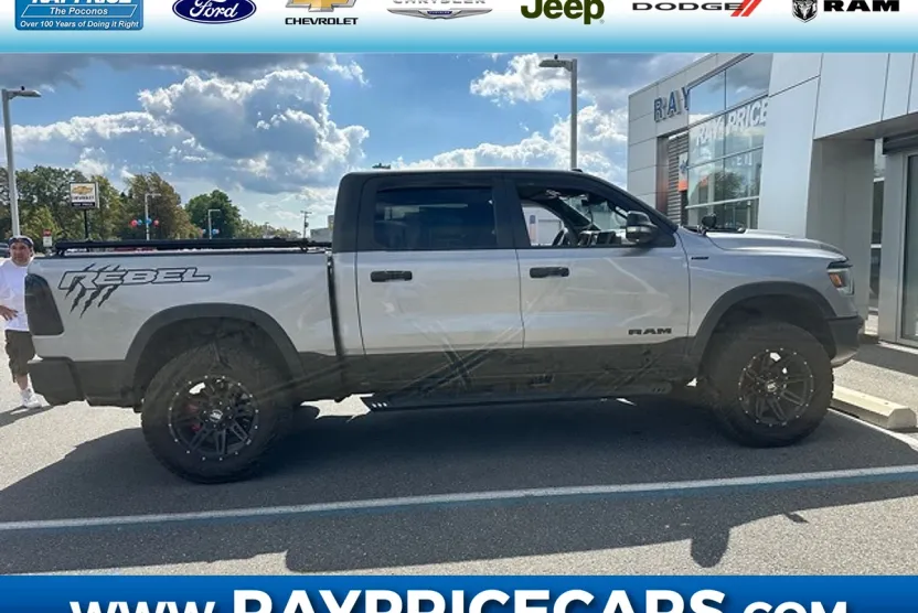 2022 Ram 1500 Rebel photo 1
