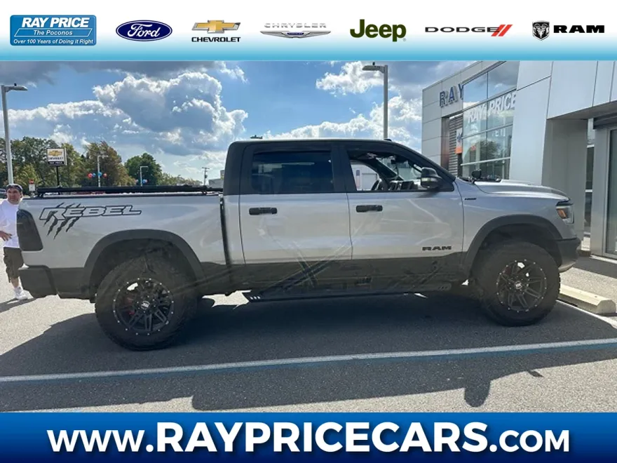 2022 Ram 1500 Rebel photo 1
