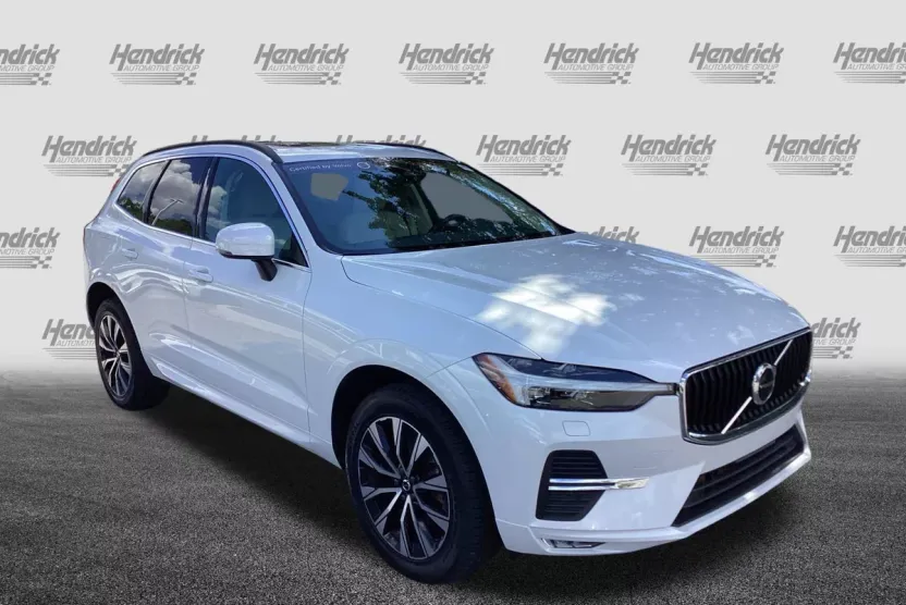 2023 Volvo XC60 Core photo 1