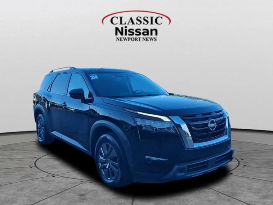 2024 Nissan Pathfinder SV photo 1