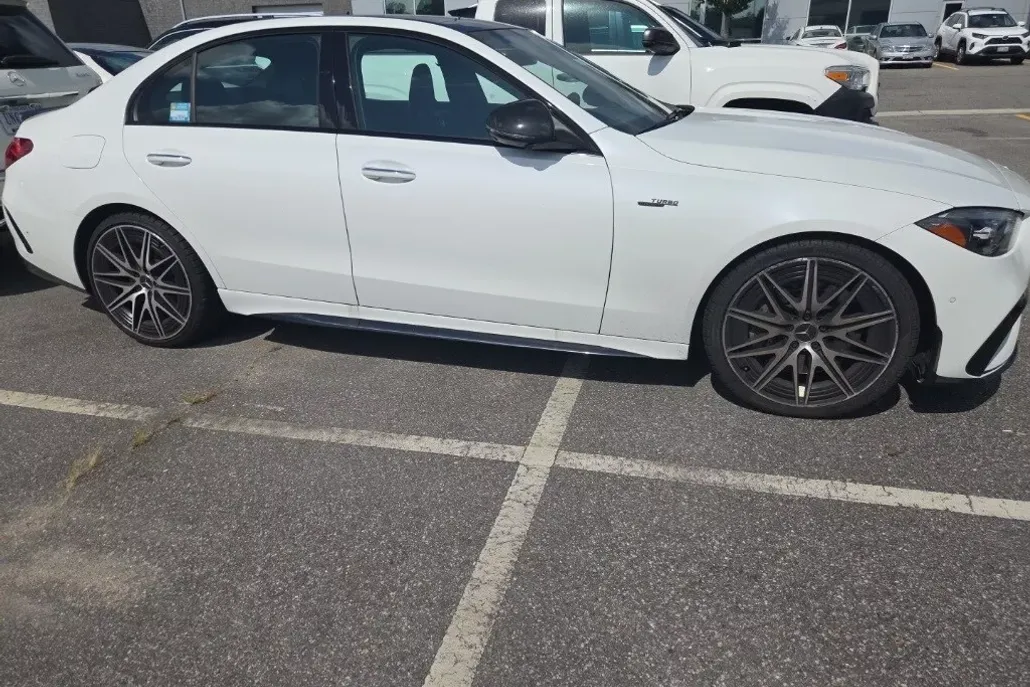 2023 Mercedes Benz C 43 AMG photo 1