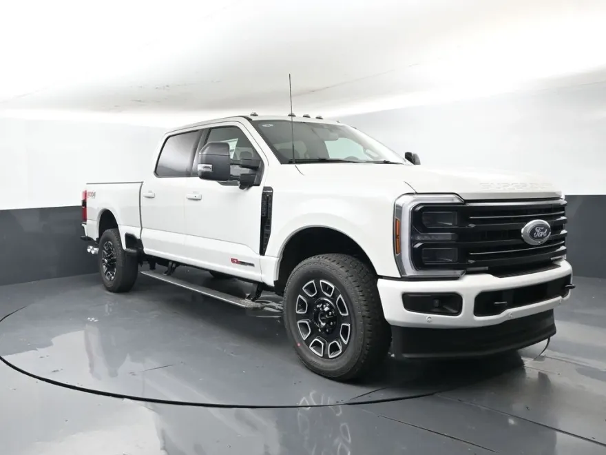 2025 Ford F-350 photo 1