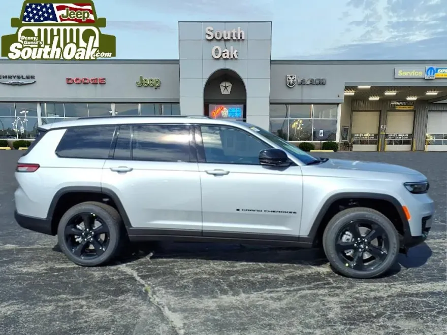 2025 Jeep Grand Cherokee Altitude X photo 1