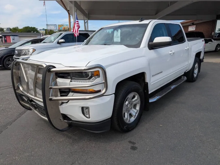 2016 Chevrolet Silverado 1500 LT photo 1
