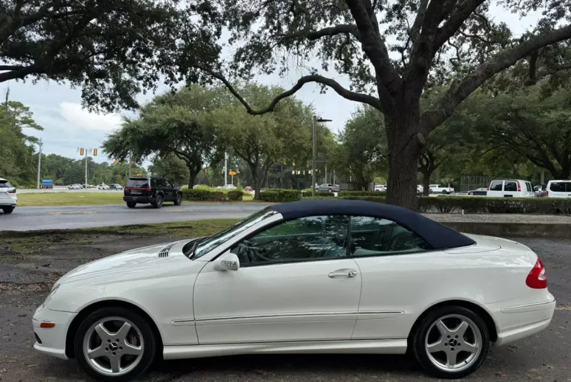 2004 Mercedes Benz CLK Cabriolet photo 1