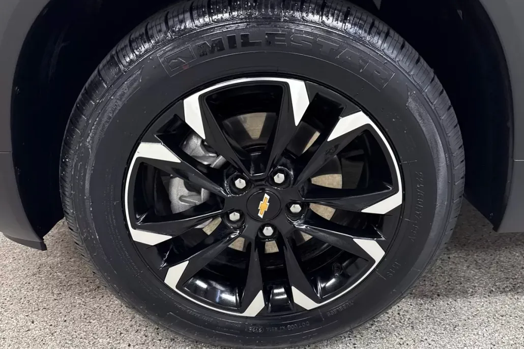 2023 Chevrolet Trailblazer LT photo 1