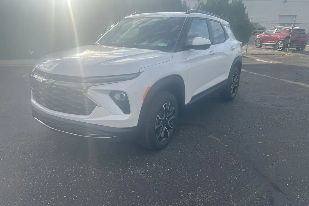 2026 Chevrolet Trailblazer ACTIV photo 1