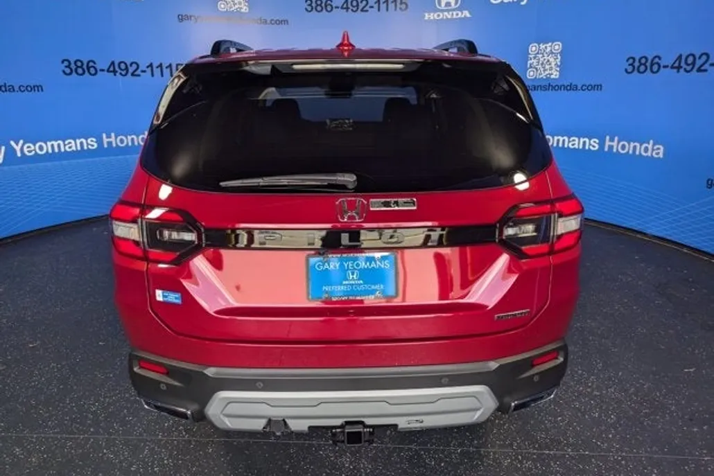 2025 Honda Pilot Touring photo 1
