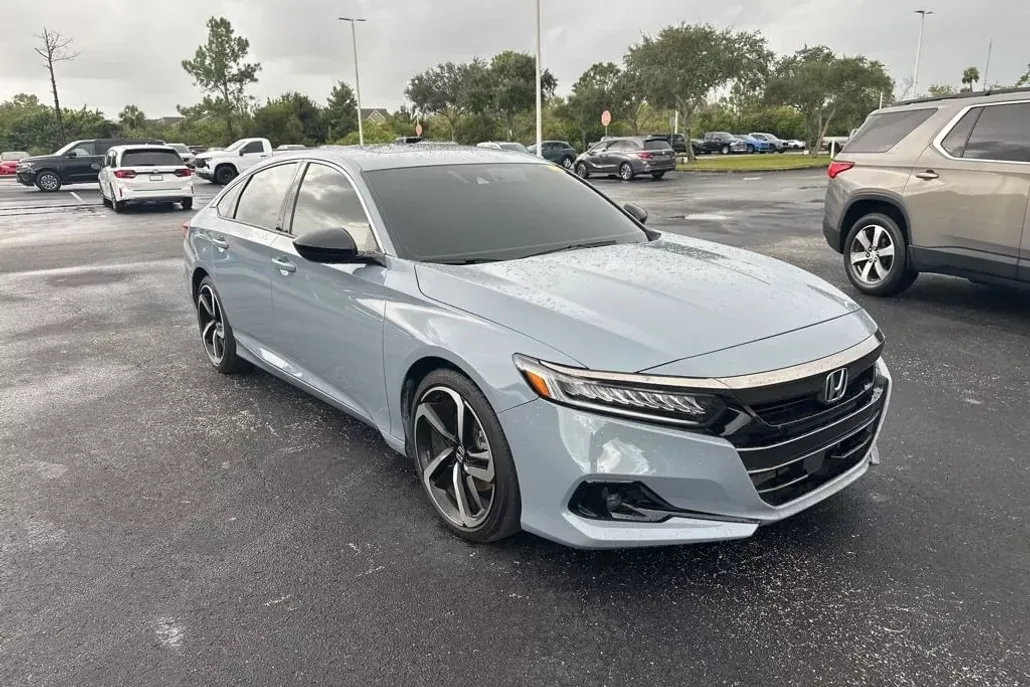 2022 Honda Accord Sport 2.0T photo 1