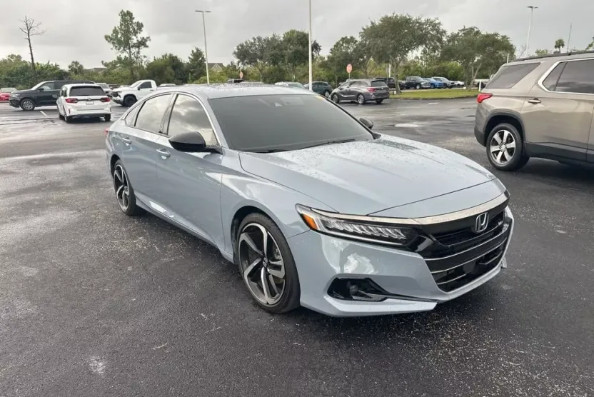 2022 Honda Accord Sport 2.0T photo 1