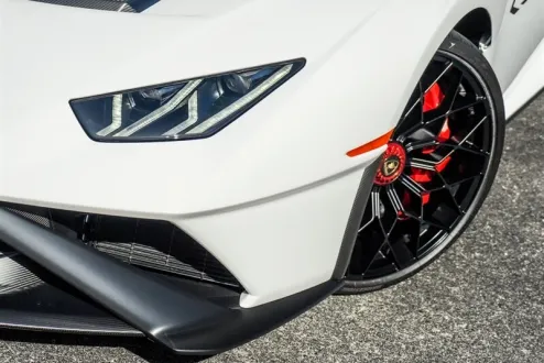 2021 Lamborghini Huracan STO photo 2