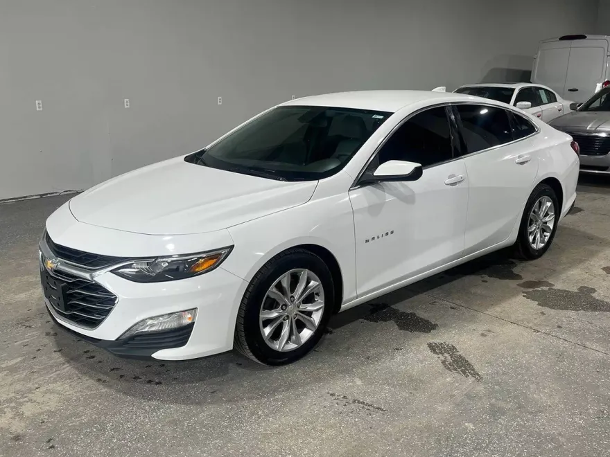 2021 Chevrolet Malibu 1LT photo 1