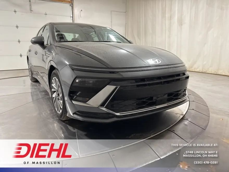 2025 Hyundai Sonata Hybrid SEL photo 1