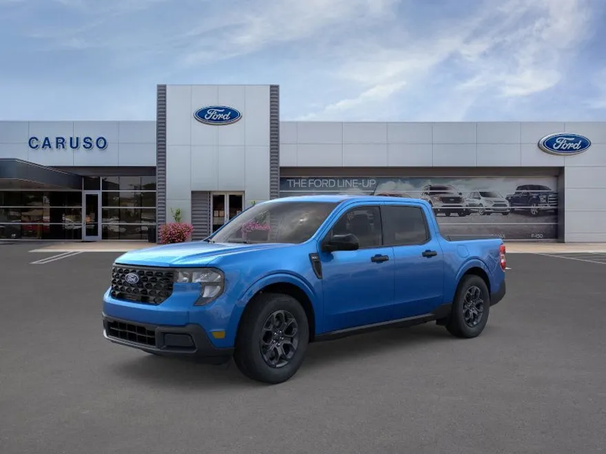 2025 Ford Maverick XLT photo 1