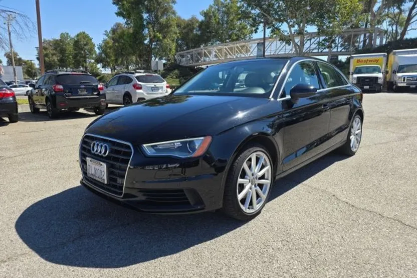 2015 Audi A3 1.8T Premium Plus photo 1