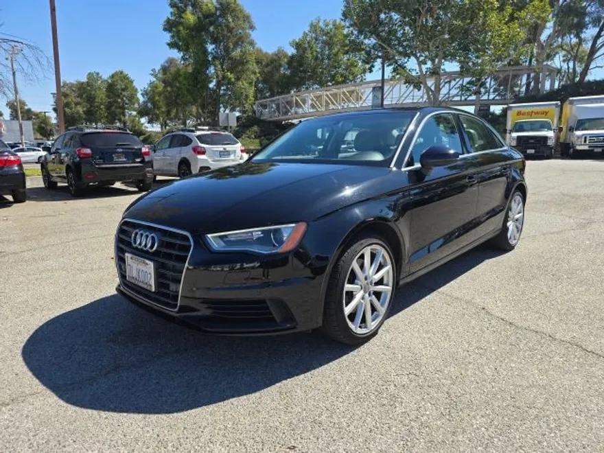 2015 Audi A3 1.8T Premium Plus photo 1
