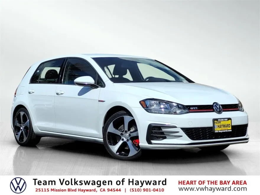 2018 Volkswagen Golf GTI S photo 1