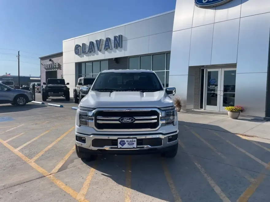 2025 Ford F-150 Lariat photo 1