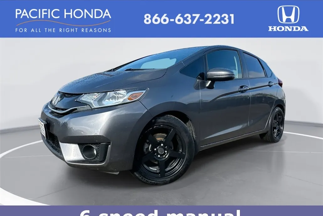 2017 Honda Fit EX photo 1