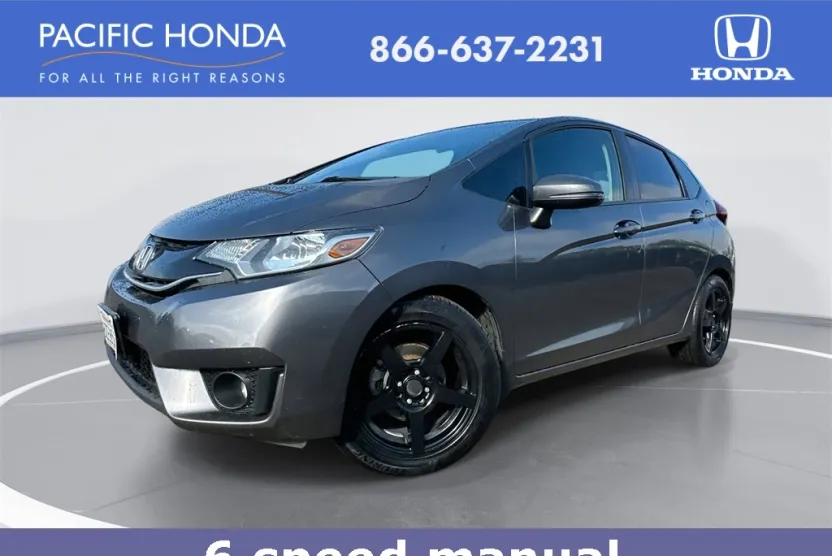 2017 Honda Fit EX photo 1