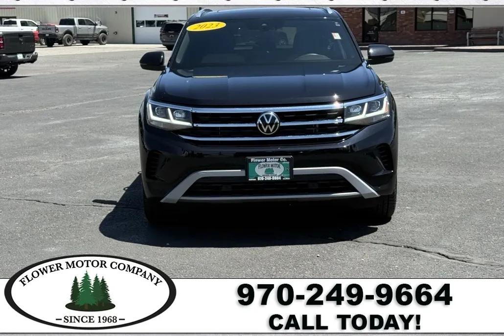 2023 Volkswagen Atlas Cross Sport V6 SEL photo 1