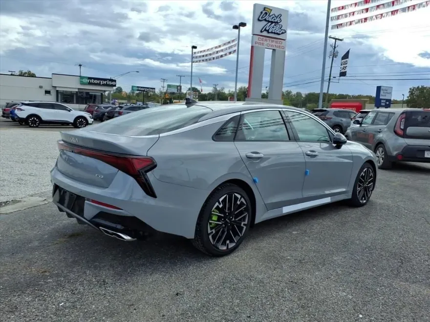 2026 Kia K5 GT photo 1