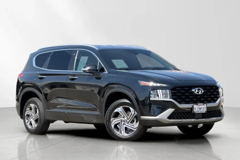 2023 Hyundai Santa Fe SEL photo 1