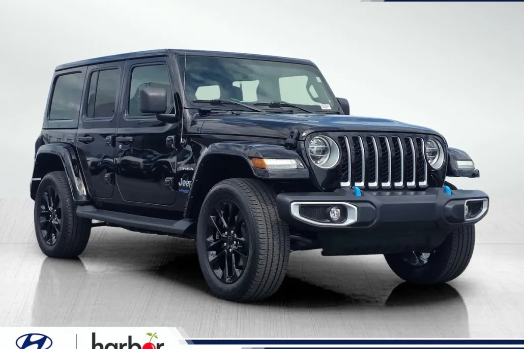 2022 Jeep Wrangler Unlimited Sahara 4xe photo 1