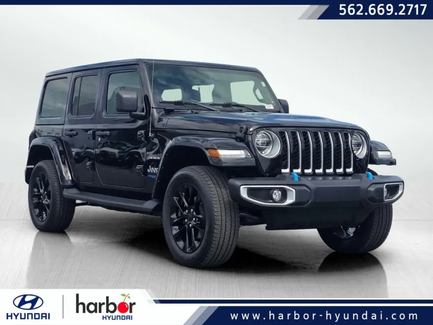 2022 Jeep Wrangler Unlimited Sahara 4xe photo 1