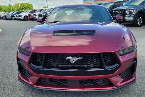 2025 Ford Mustang GT photo 2