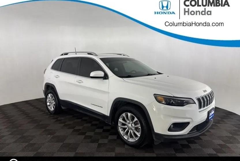 2019 Jeep Cherokee Latitude photo 1