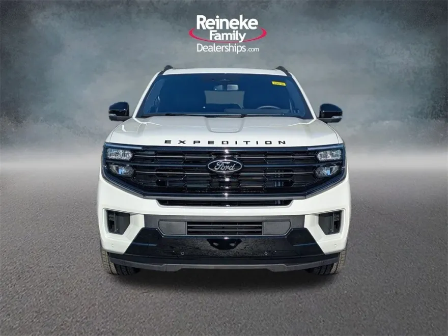 2025 Ford Expedition Platinum MAX photo 1