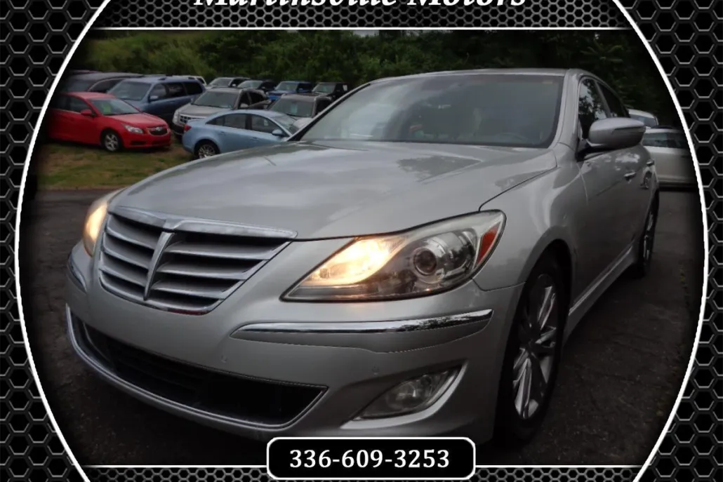 2012 Hyundai Genesis 3.8 photo 1