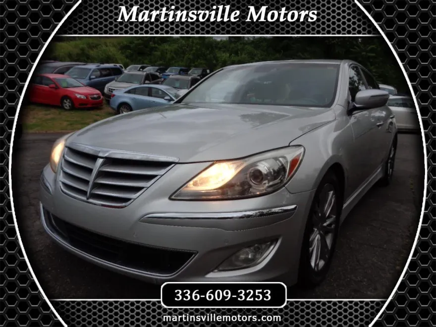 2012 Hyundai Genesis 3.8 photo 1