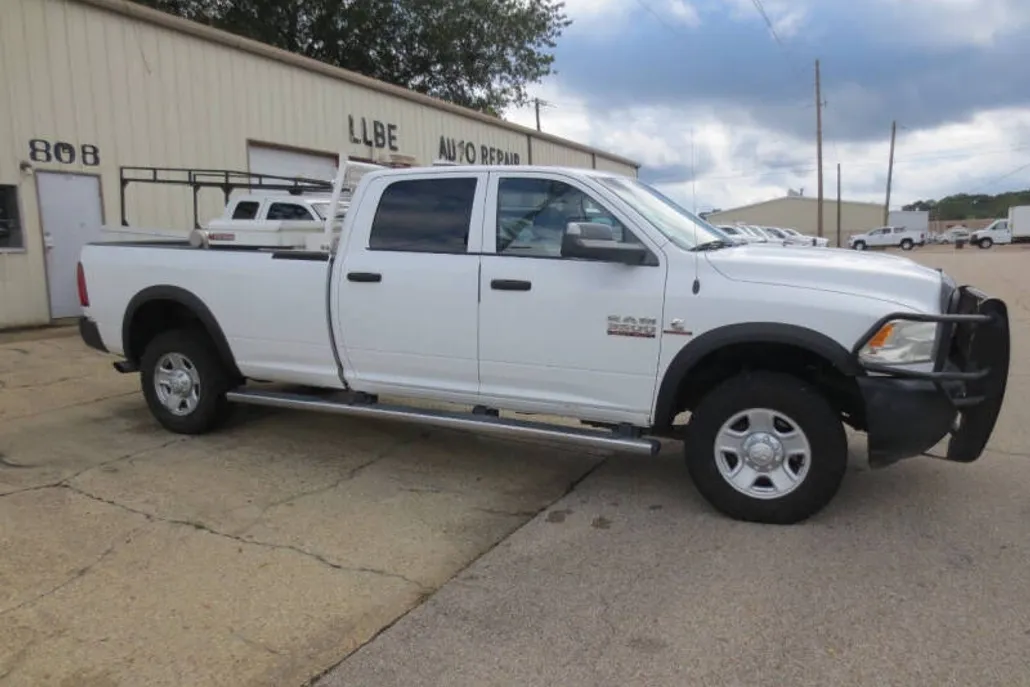 2017 Ram 3500 Tradesman photo 1
