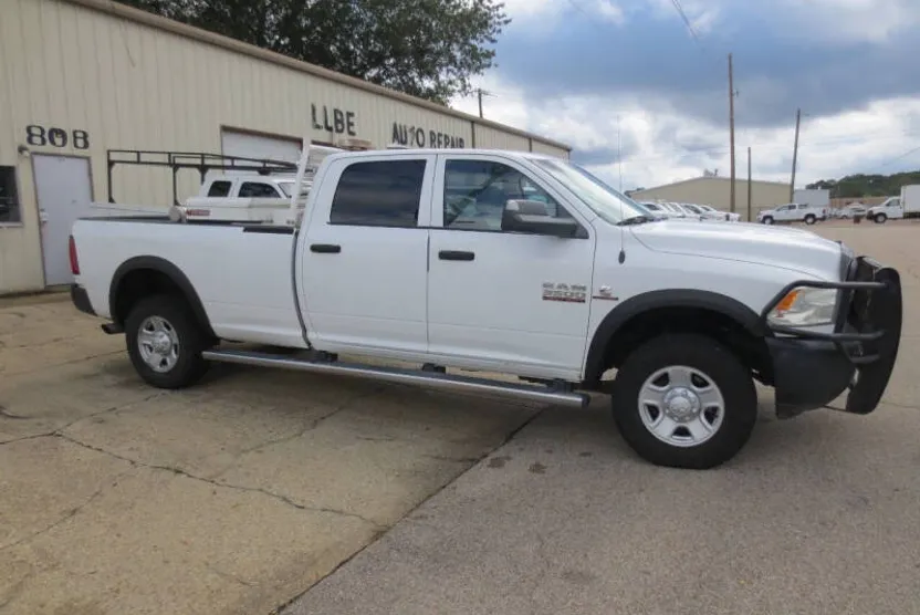 2017 Ram 3500 Tradesman photo 1