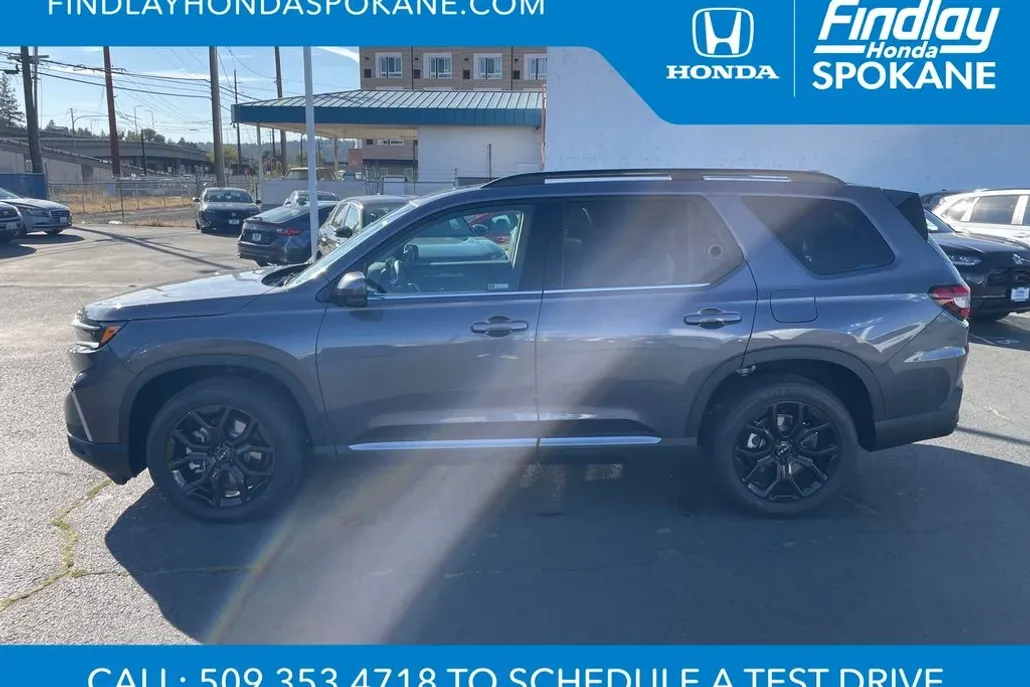 2025 Honda Pilot Touring photo 1