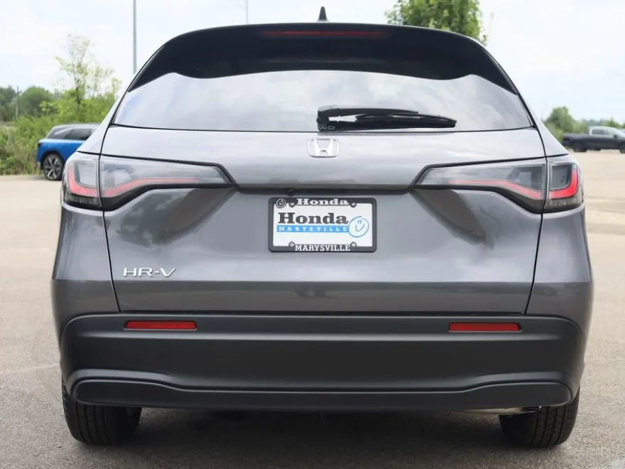2026 Honda HR-V LX photo 1