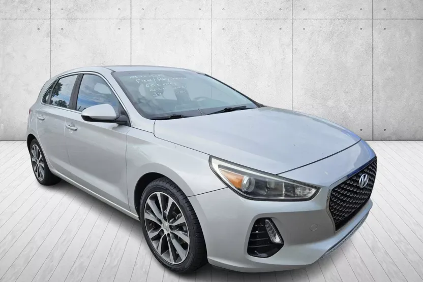 2018 Hyundai Elantra GT Base photo 1