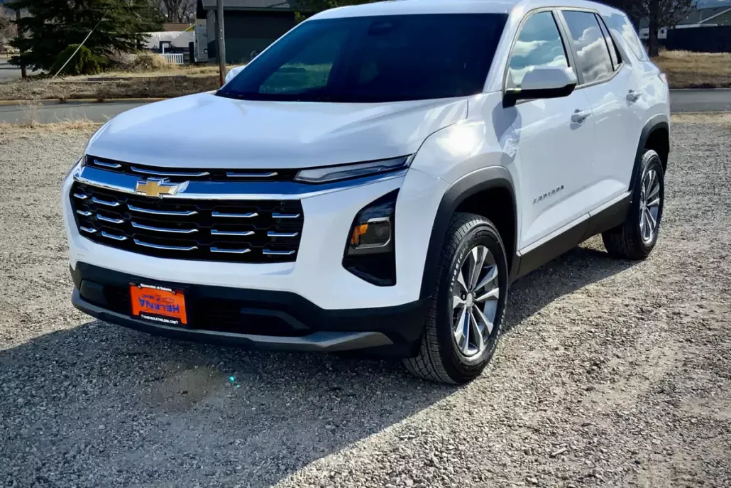 2025 Chevrolet Equinox LT photo 1