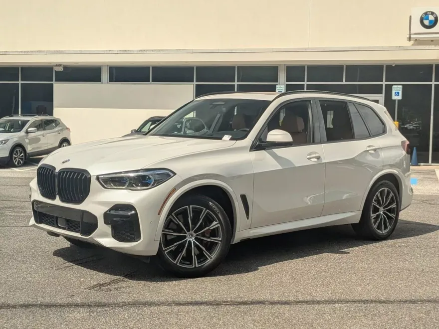 2023 Bmw X5 M50i photo 1