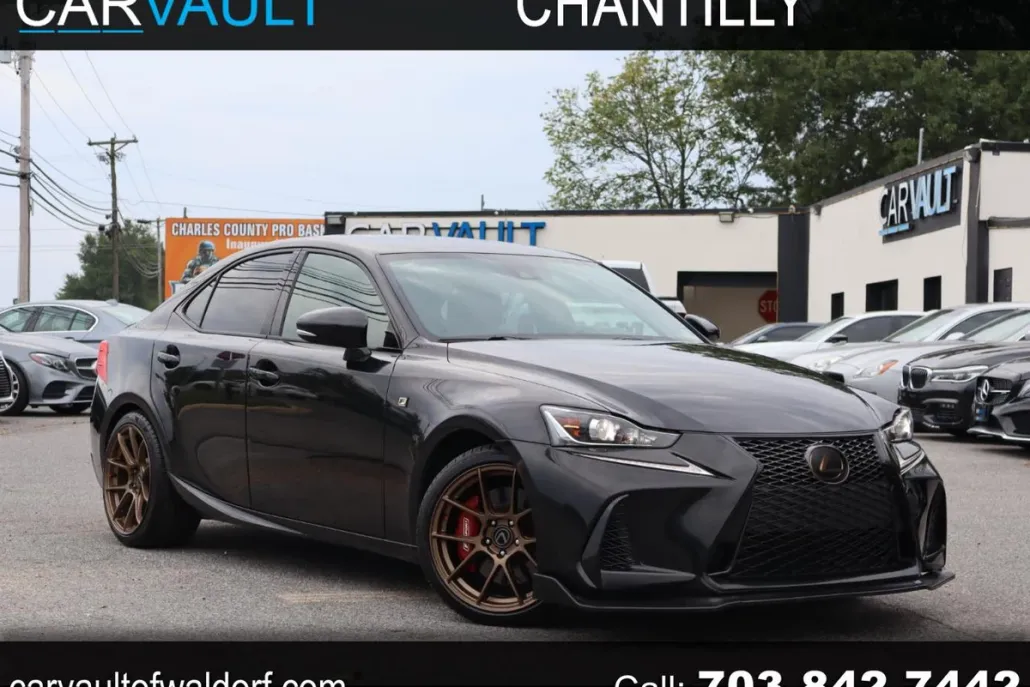 2017 Lexus IS 300 AWD photo 1
