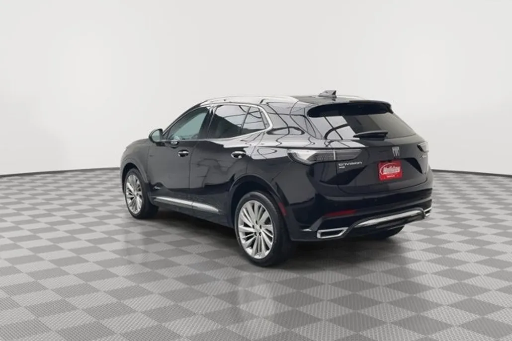 2024 Buick Envision Avenir photo 1