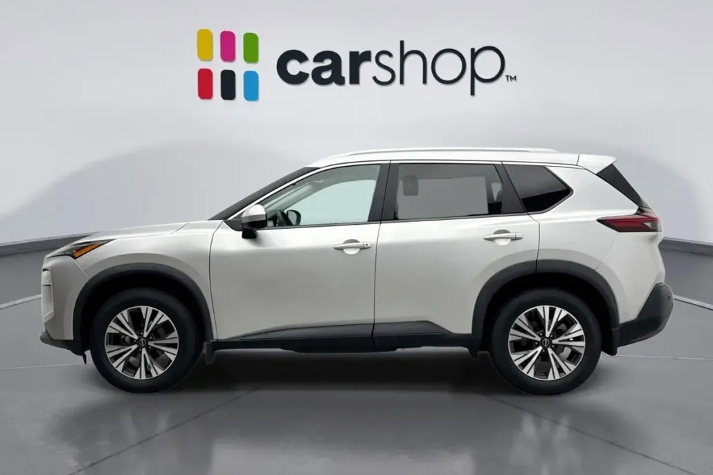 2023 Nissan Rogue SV photo 1