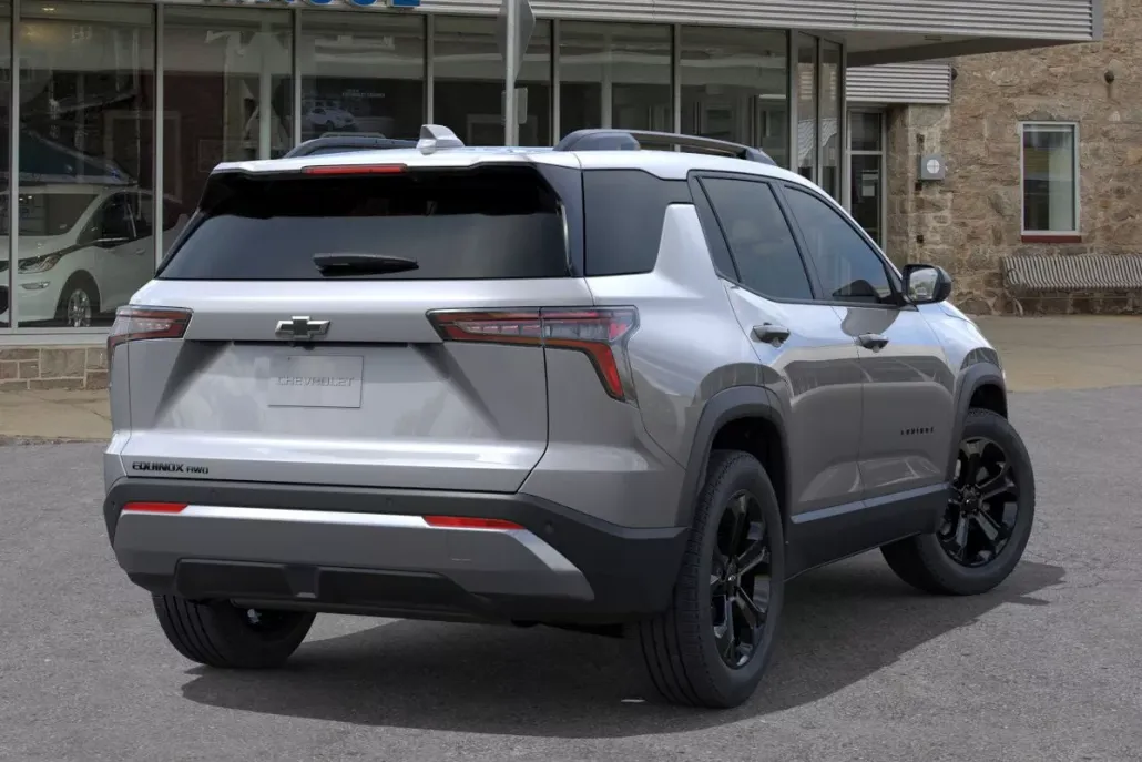 2026 Chevrolet Equinox LT photo 1