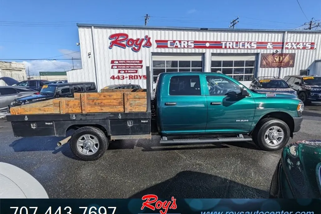 2022 Ram 3500 Tradesman photo 1