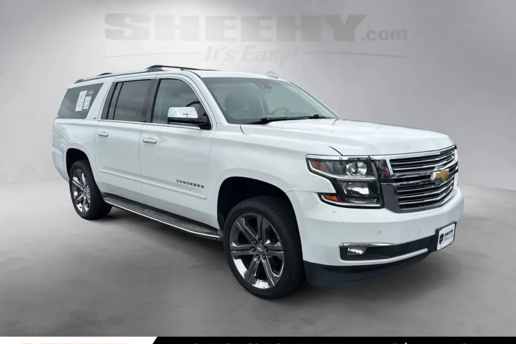 2015 Chevrolet Suburban LTZ photo 1
