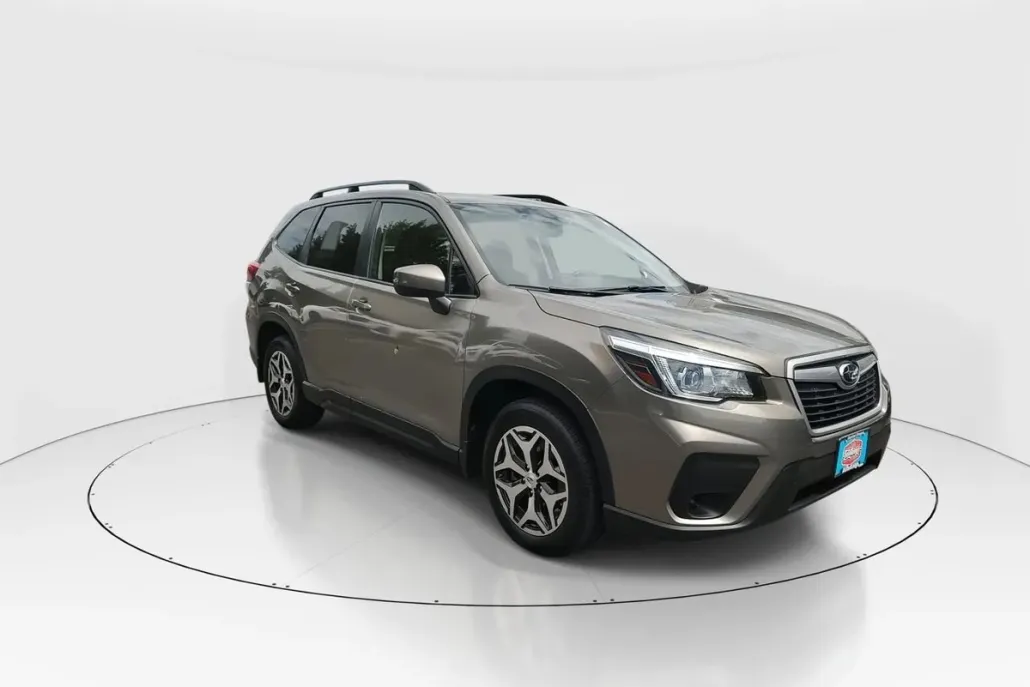 2020 Subaru Forester Premium photo 1