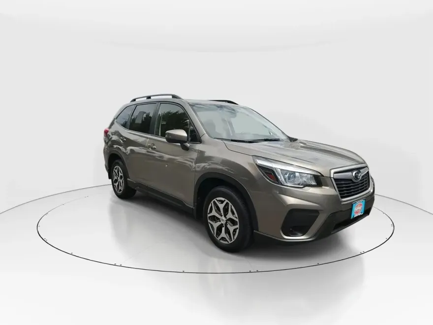 2020 Subaru Forester Premium photo 1